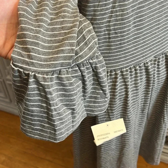Eyeshadow Gray Striped Long Sleeve Dress - Picture 6 of 11